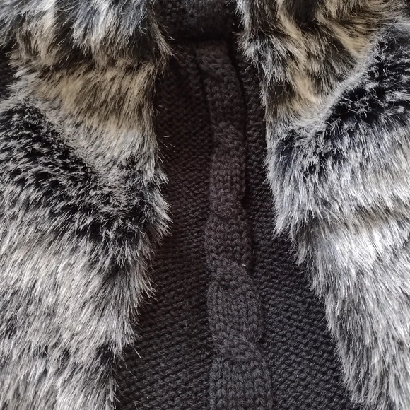 Handbag - Picture 3 of 4